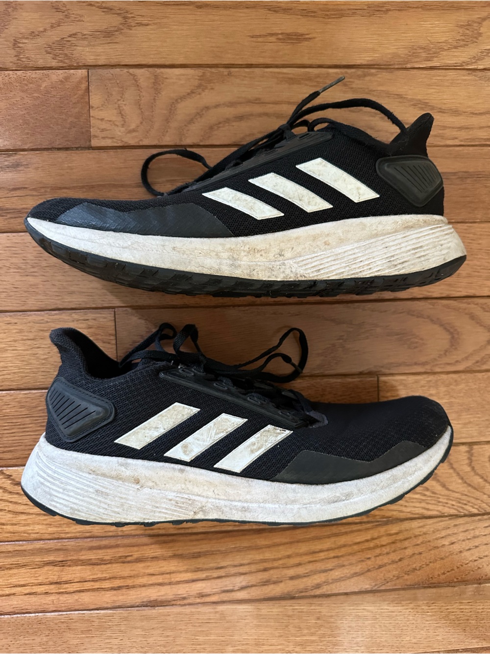 adidas Men’s Sneakers black and white size 7
